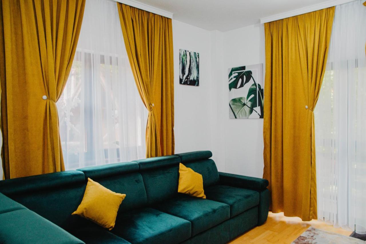 Apartamento Hugo Mountain Sinaia Exterior foto